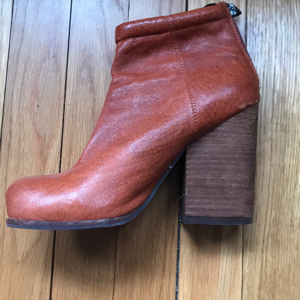 Jeffrey Campbell Boots - Picture 3 of 6